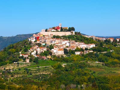 Montona (Motovun), Guida turistica per le vacanze a Montona (Motovun), Istria