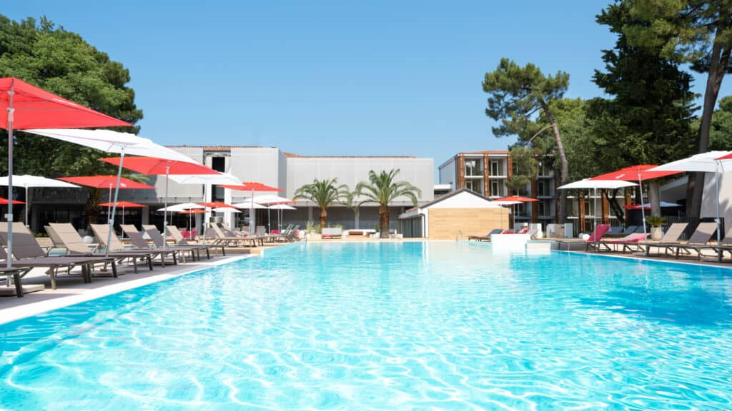 Hotel PELEGRIN PLAVA LAGUNA (ex hotel CORAL)