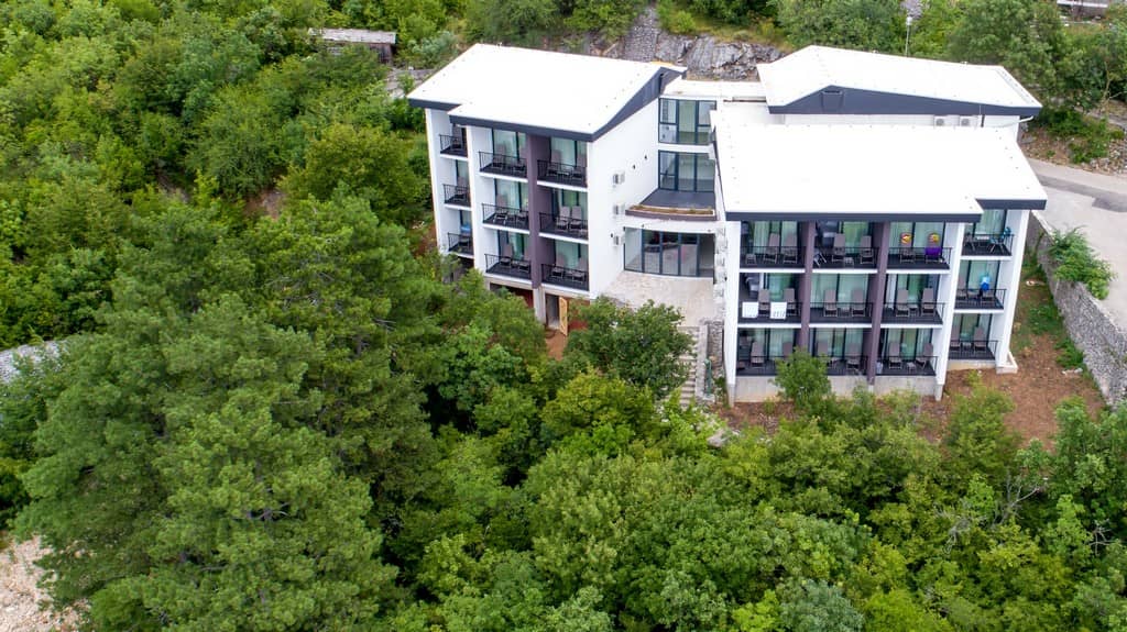 Туристический курорт HOLIDAY RESORT AD TURRES