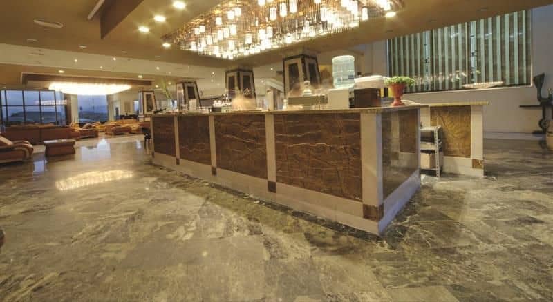 Hotel Amc Royal Hotel