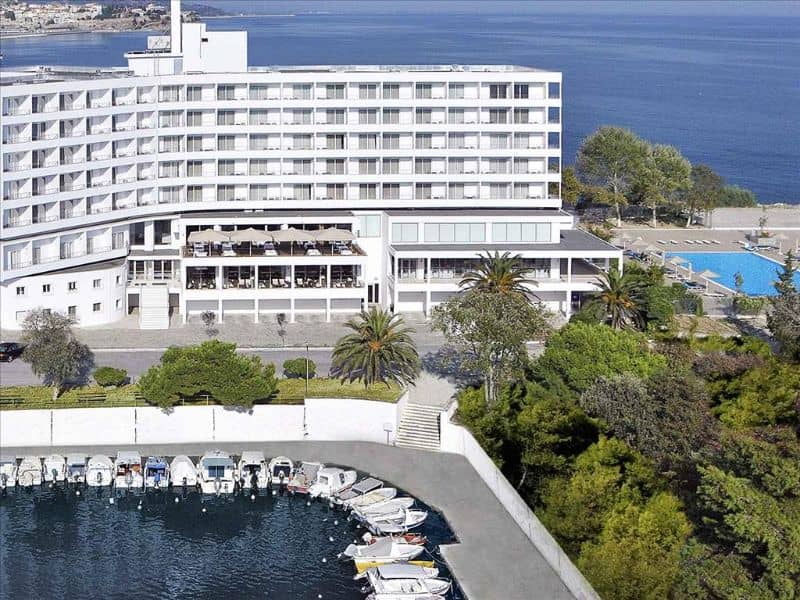 Hotel Lucy
