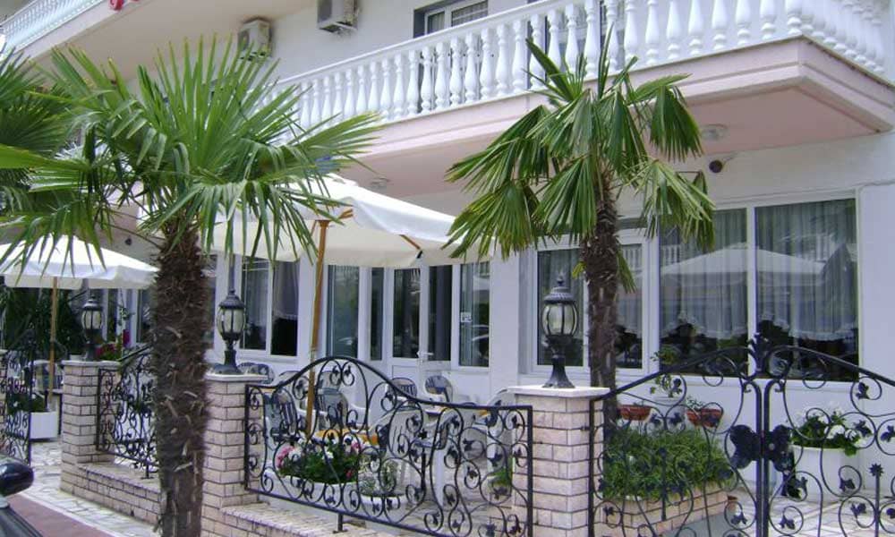 Hotel Gold Stern, Paralija