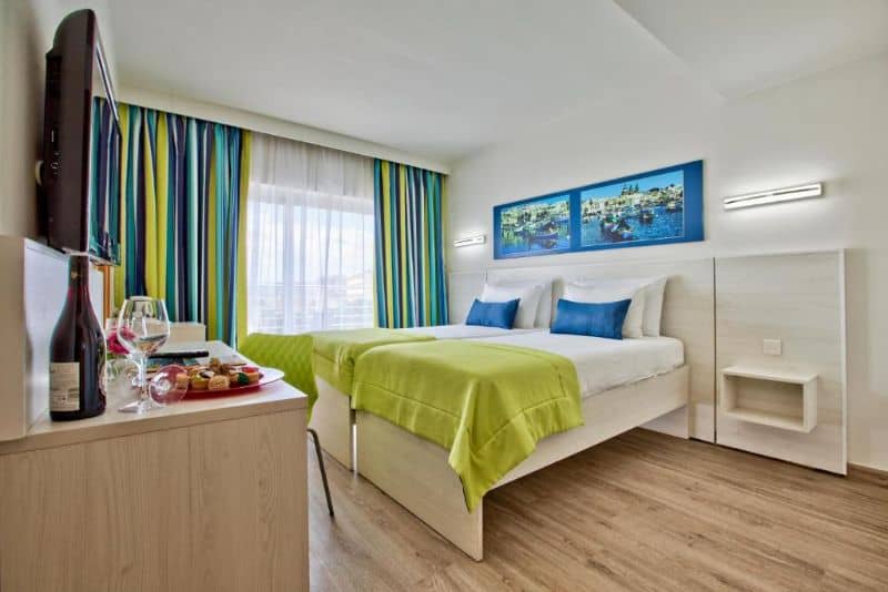 Hotel Santana