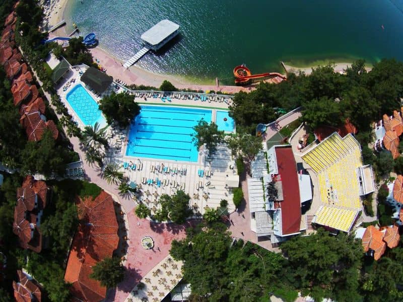 Hotel Club & Hotel Letoonia