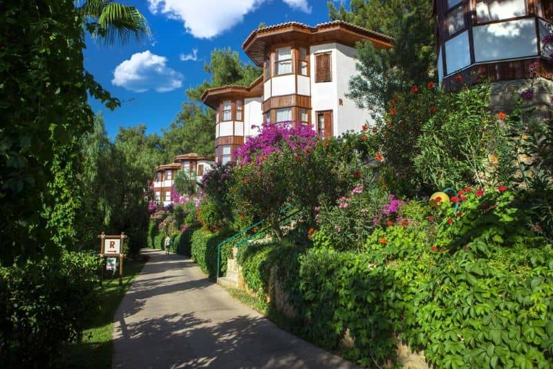 Hotel Club & Hotel Letoonia