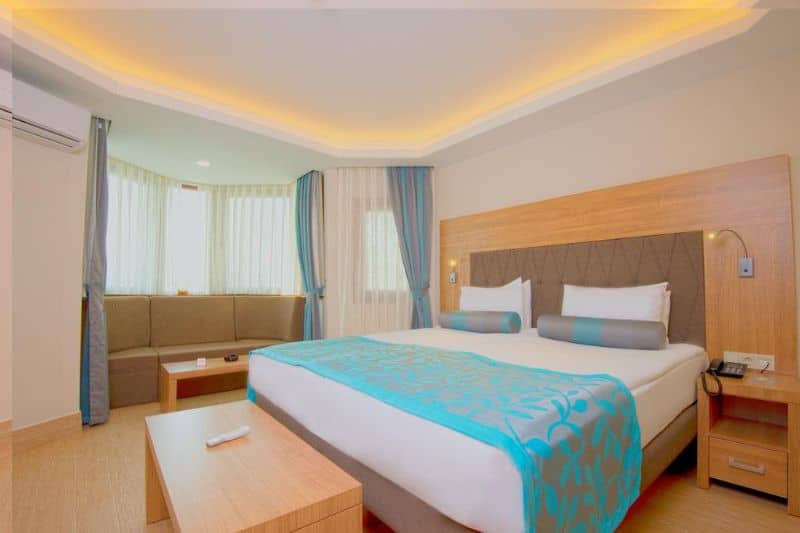 Hotel Club & Hotel Letoonia