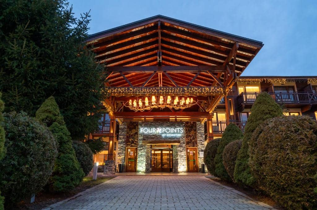 Hotel Four Points by Sheraton (ex Strazhite )