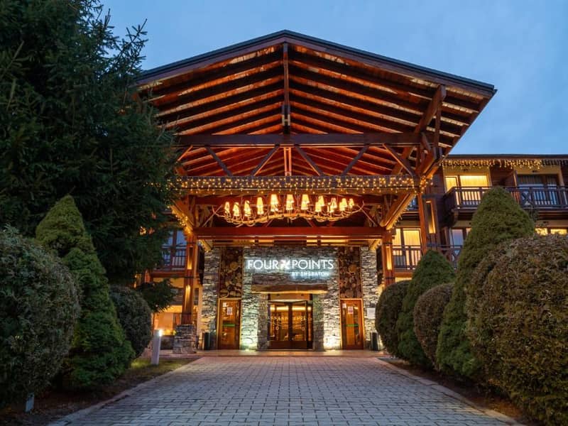 Hotel Four Points by Sheraton (ex Strazhite )