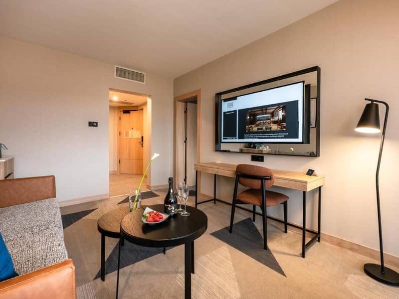 Hotel Four Points by Sheraton (ex Strazhite )
