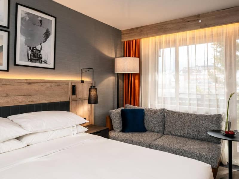 Hotel Four Points by Sheraton (ex Strazhite )