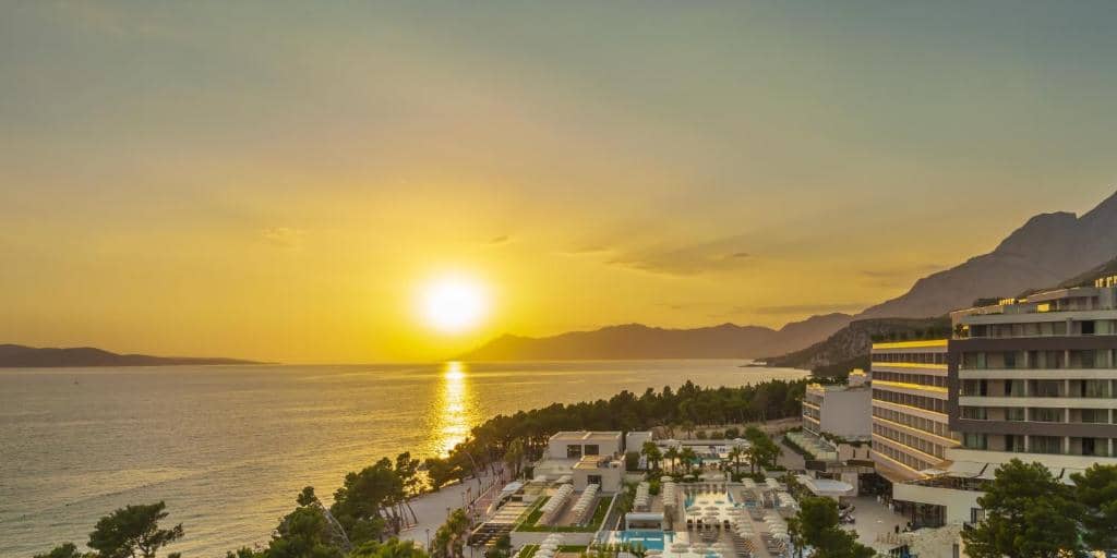Hotel Khalani Beach Hotel