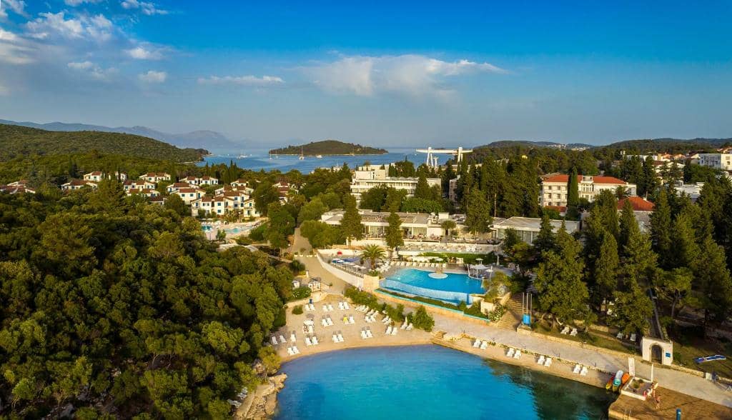Hotel Port 9 Resort