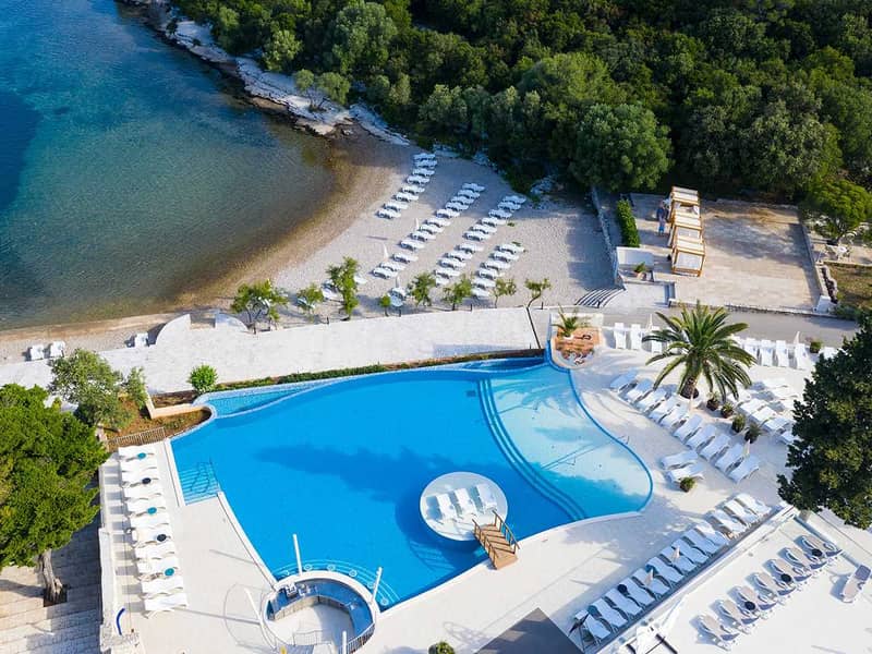 Hotel Port 9 Resort