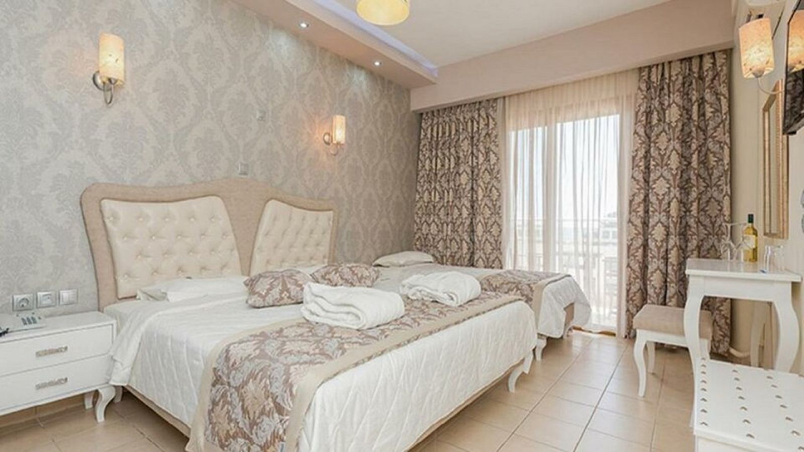 Hotel Maranton Beach