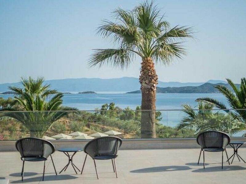 Hotel Akrathos Beach