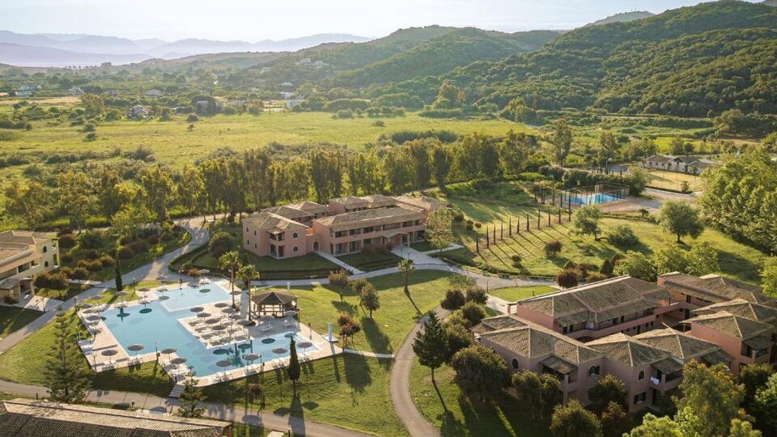 Hotel Grecotel LuxMe Costa Botanica