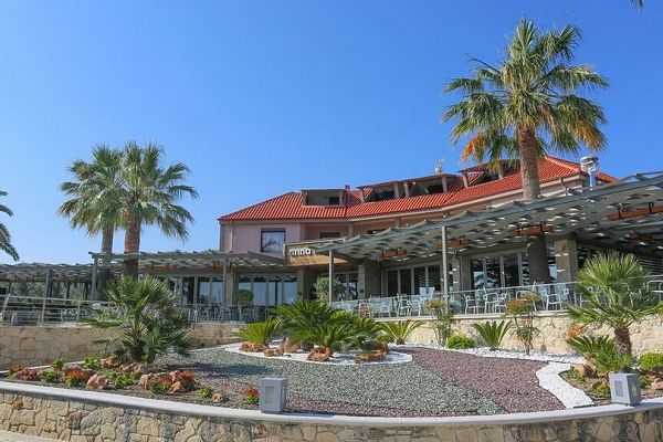 Apartmani Anna Maria Paradise