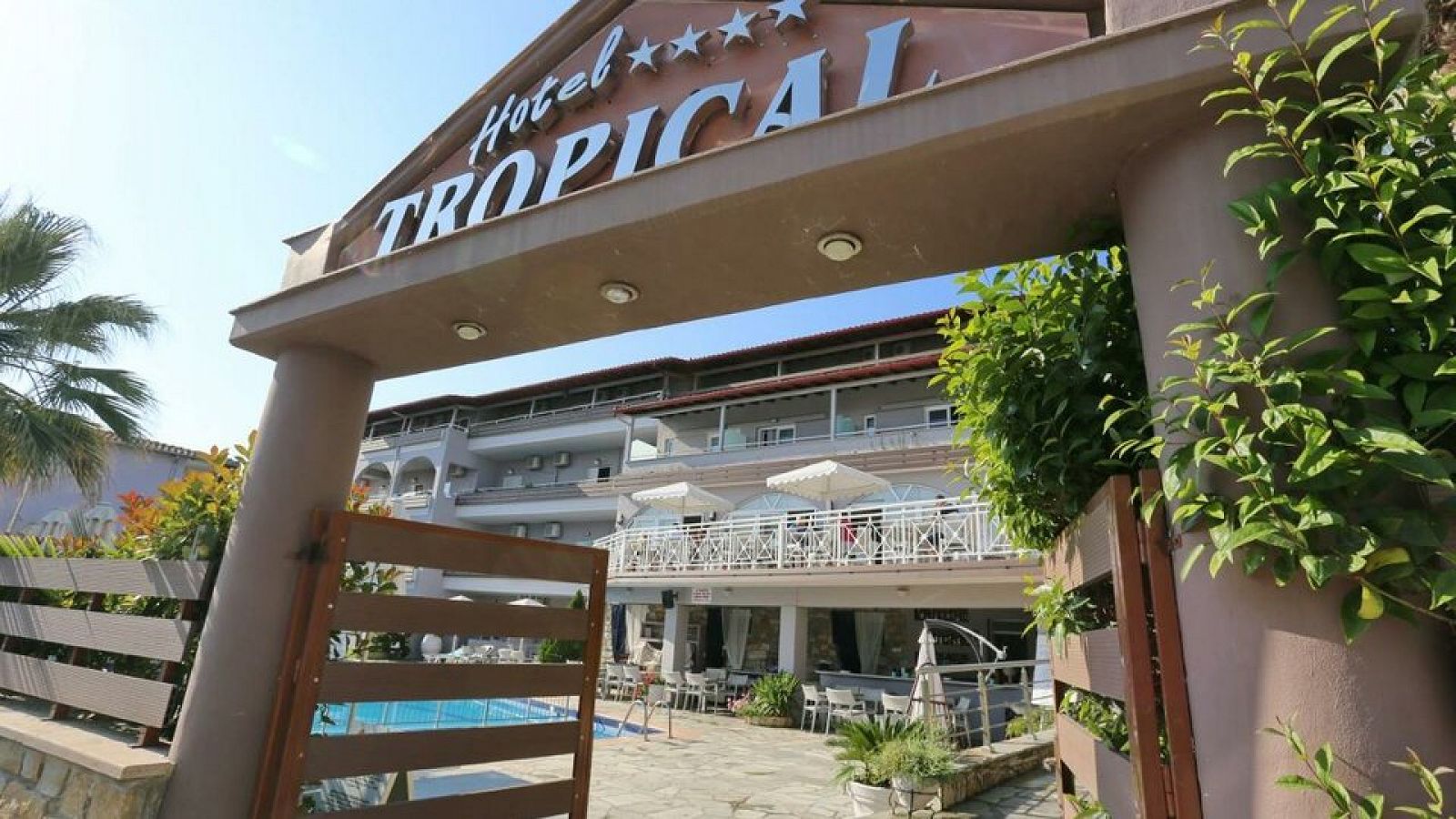 Hotel Tropical