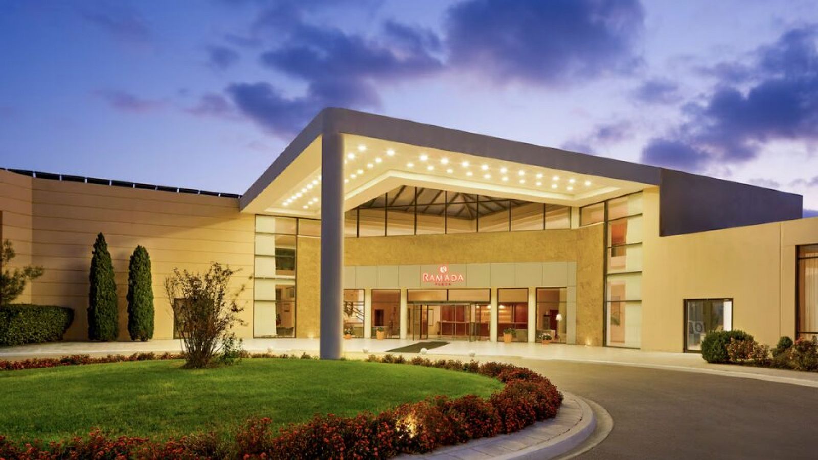 Hotel Ramada Plaza Thraki