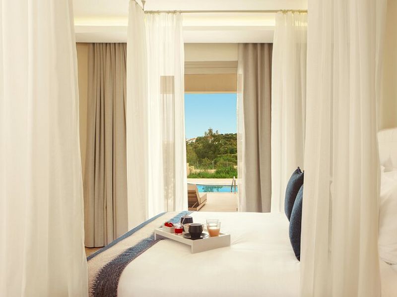 Hotel Zeus Eleva Ajul