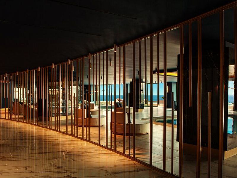 Hotel Zeus Eleva Ajul