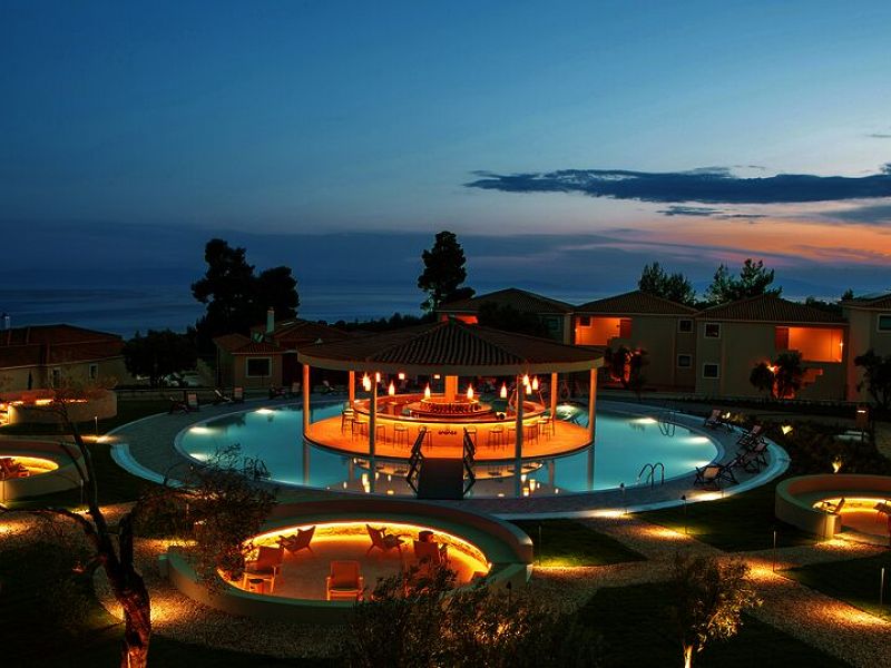 Hotel Zeus Eleva Ajul