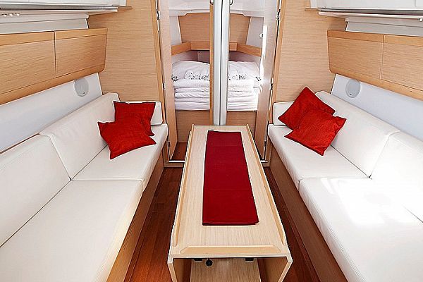 Beneteau First 35 - Rhea - 4