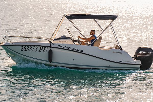 Quicksilver 605 Sundeck - Quicksilver