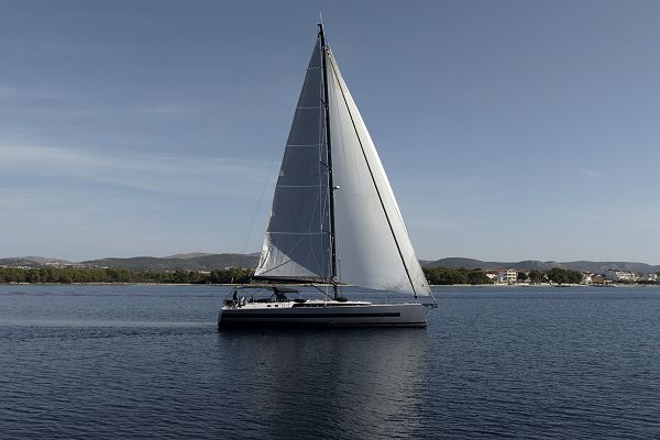 Beneteau Oceanis Yacht 62 - ONYX - 1