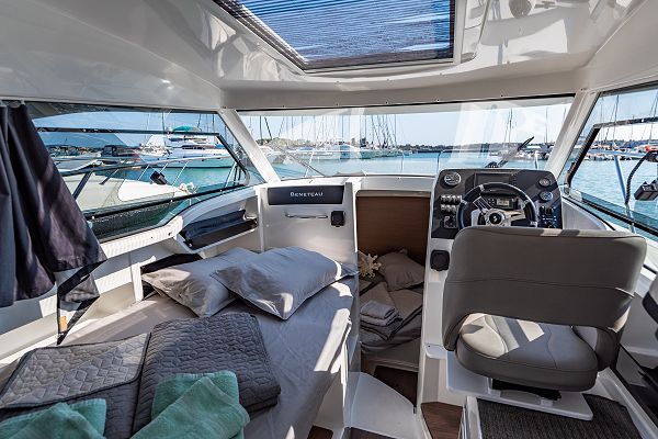 Beneteau Antares 8  - Lilli - 3