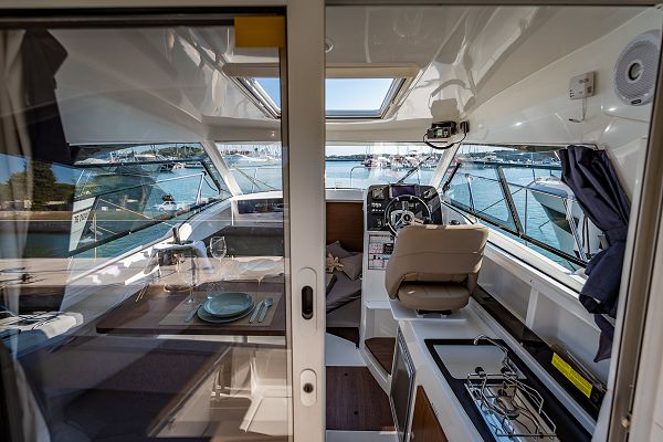 Beneteau Antares 8  - Lilli - 4