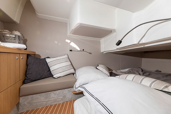 SAS-Vektor Adriana 36 - Gaja - 7