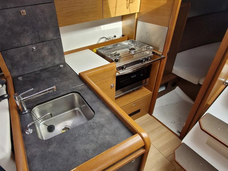 Jeanneau Sun Odyssey 349 - Ana - 8