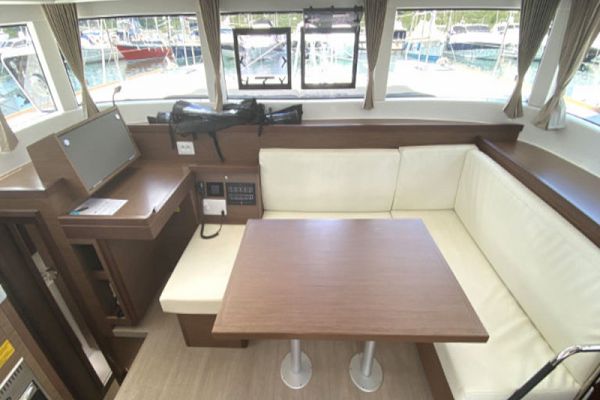 Lagoon 40 - Sunset - 3