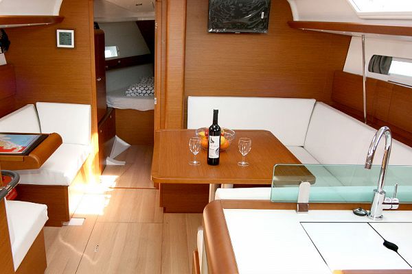 Jeanneau Sun Odyssey 419 - Happy Welcome - 3