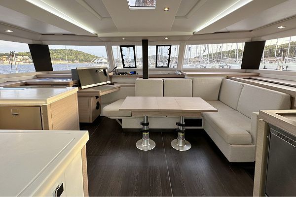 Fountaine Pajot Astréa 42 - Arisa - 4