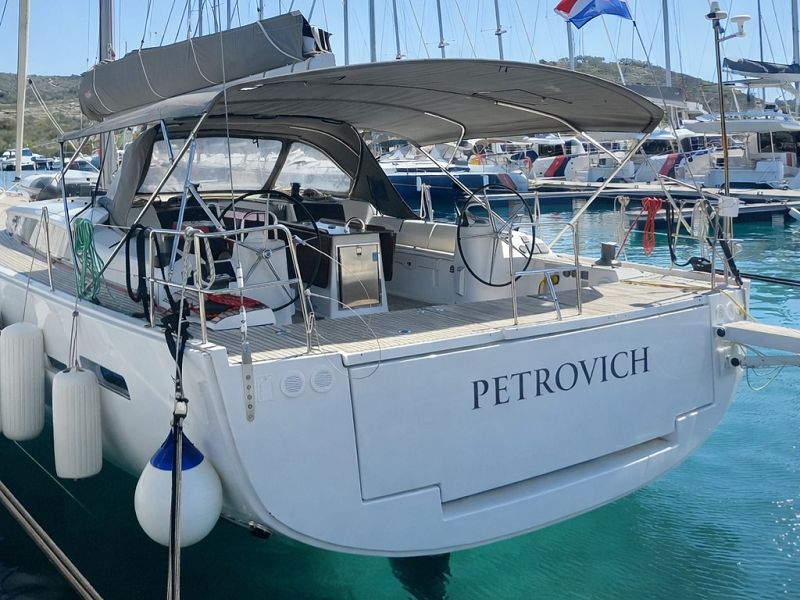 Dufour 560 Grand Large - PETROVICH