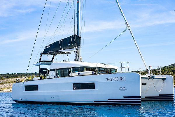 Lagoon 40 - Bahia Real - 8