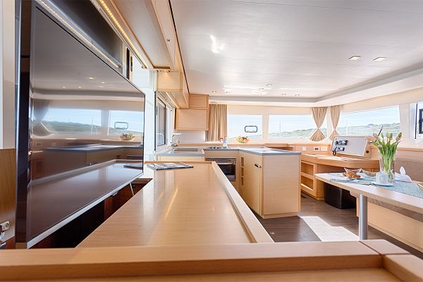 Lagoon 450 Fly - BLUE BERRY  - 4