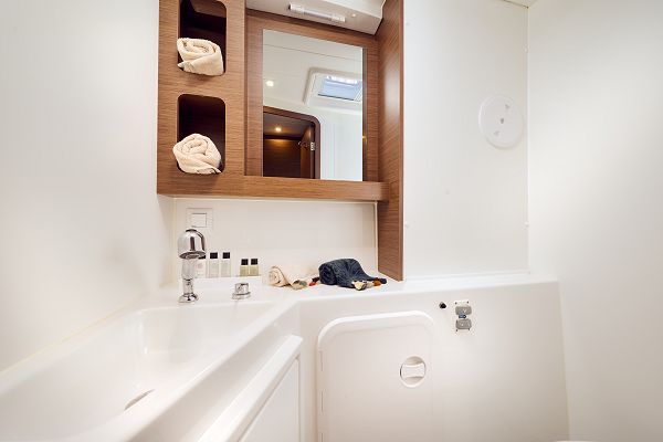 Lagoon 42 - KATHARINA - 5