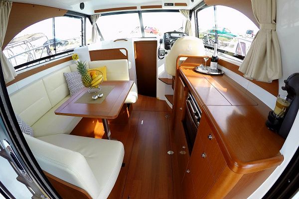 Beneteau Antares 30 Fly - Lumar SeaMotion - 3