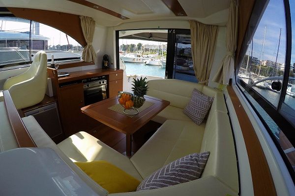 Beneteau Antares 30 Fly - Lumar SeaMotion - 7