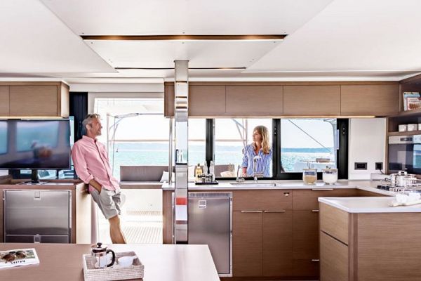 Lagoon 46 - Sunsail 46 Cat Classic - 3