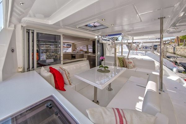 Leopard 40 - Sunsail 404 Classic - 6