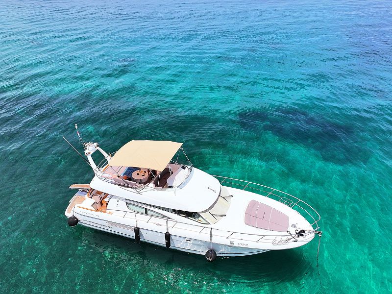 Prestige 46 Fly - UNPLUGGED - 2