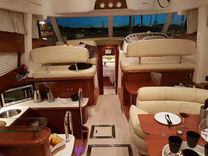 Prestige 46 Fly - UNPLUGGED - 7