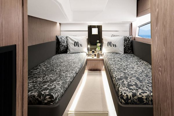 Sealine F430 - Blue Lagoon II  - 8