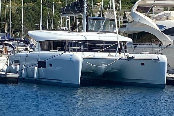 Lagoon 42 - POSEIDON 2021 (air condition, generator) - 3