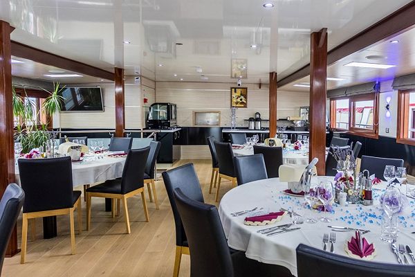 Motoryacht - Karizma - 3