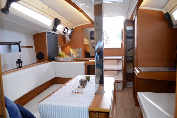 Jeanneau Sun Odyssey 349 - Porto Tolero - 6